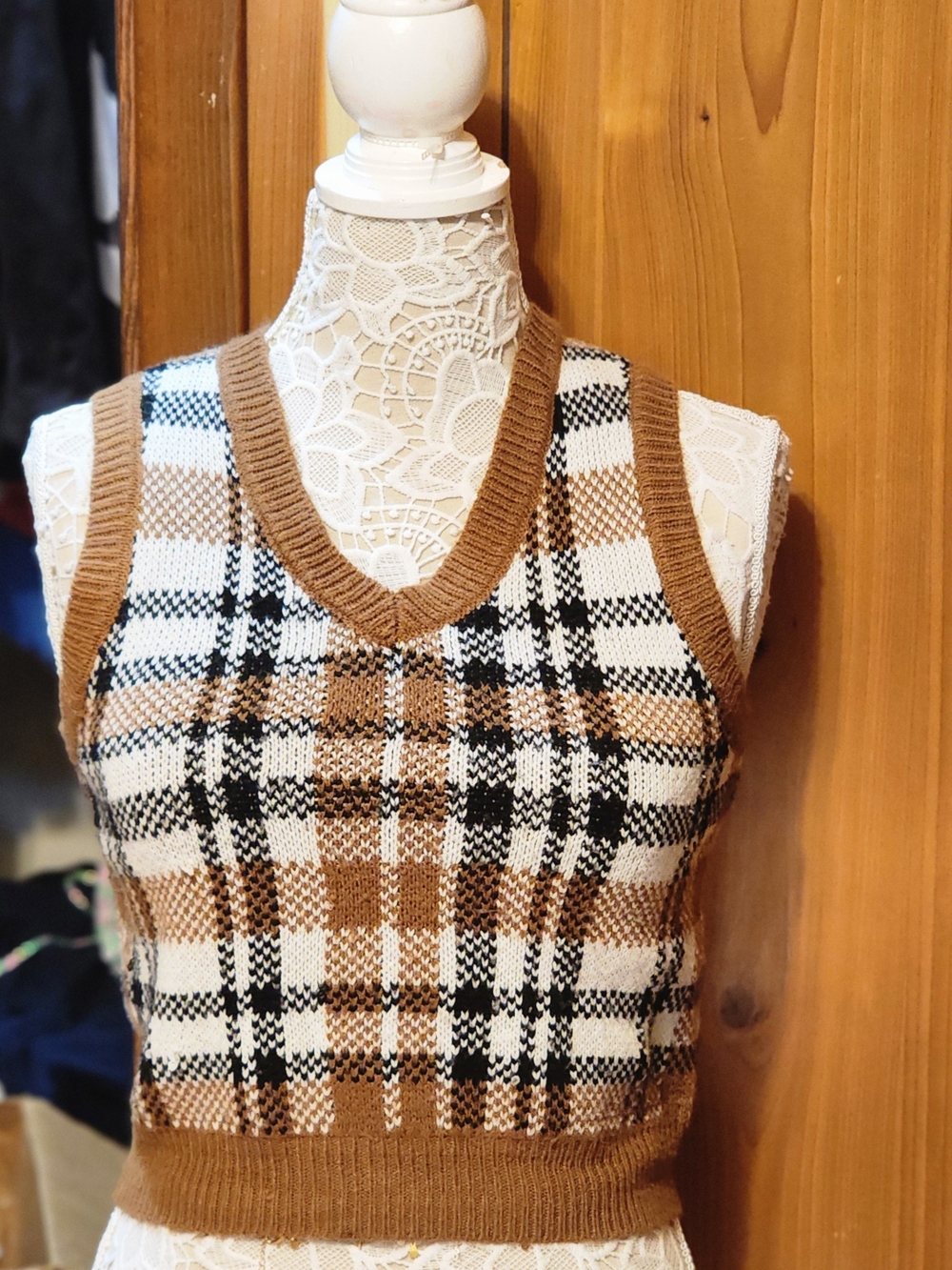 Plaid Knit V-Neck Sweater Vest in Brown, Black & White